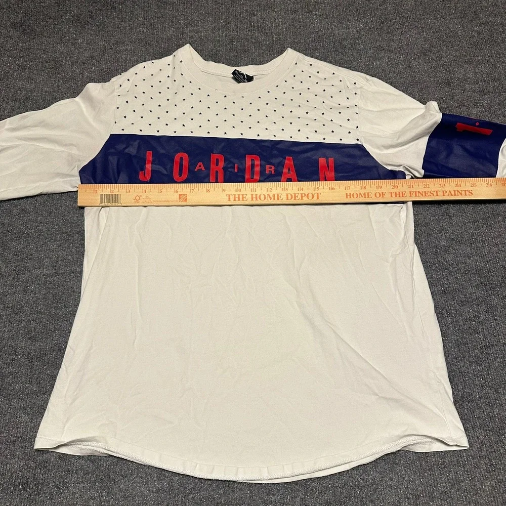 Jordan Mens Long Sleeve Stars and Stripes Graphic T-Shirt XL White Navy 1992